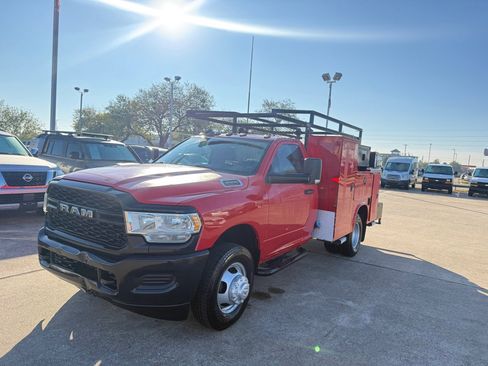 Used 2019 RAM 3500 Tradesman image 1