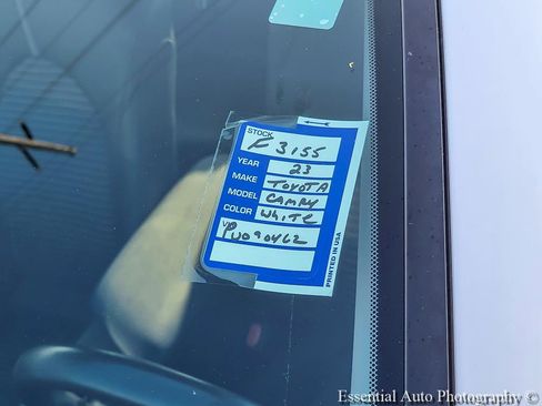 Used 2023 Toyota Camry SE FWD image 34