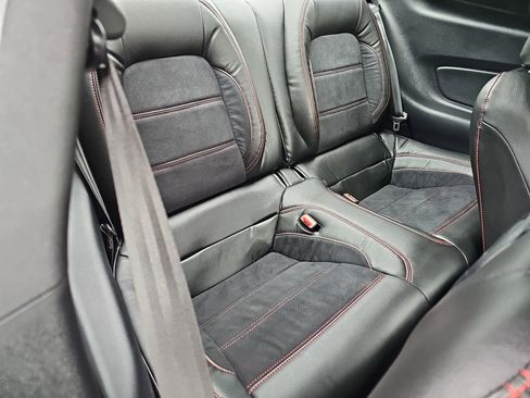 Used 2019 Ford Mustang GT Premium w/ GT Performance Package RWD image 15