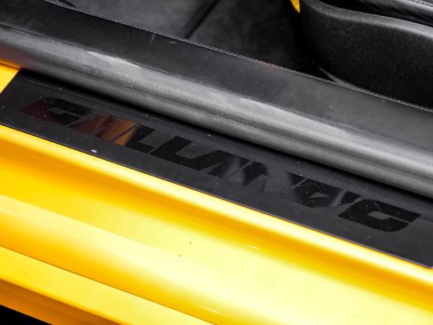 Used 2005 Lamborghini Gallardo image 32