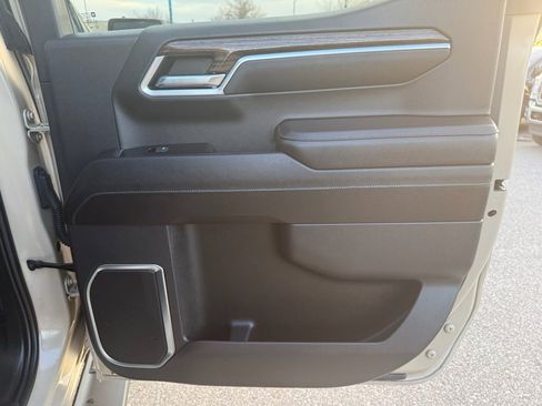 Used 2023 GMC Sierra 1500 Elevation image 19