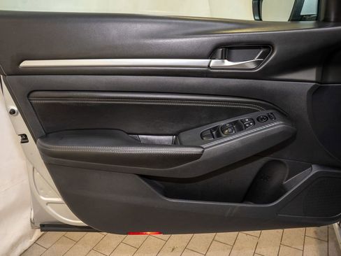 Used 2019 Nissan Altima 2.5 SL image 12