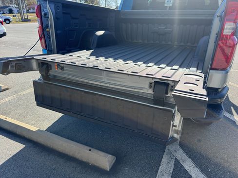 New 2026 Chevrolet Silverado 1500 Custom Trail Boss w/ Dark Appearance Package image 7