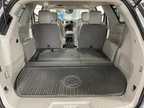 Used 2014 Buick Enclave Premium image 19