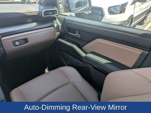 Used 2025 Toyota 4Runner Limited AWD/4WD image 20