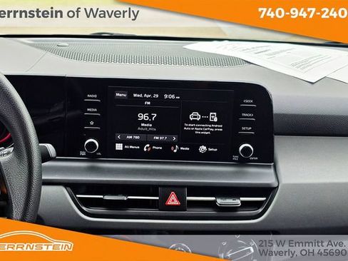 Used 2024 Kia Seltos LX AWD/4WD image 9