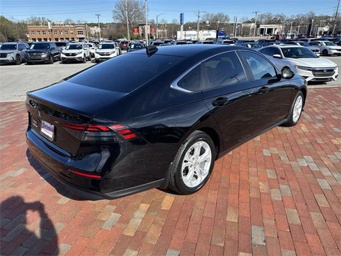 Certified 2024 Honda Accord LX image 36