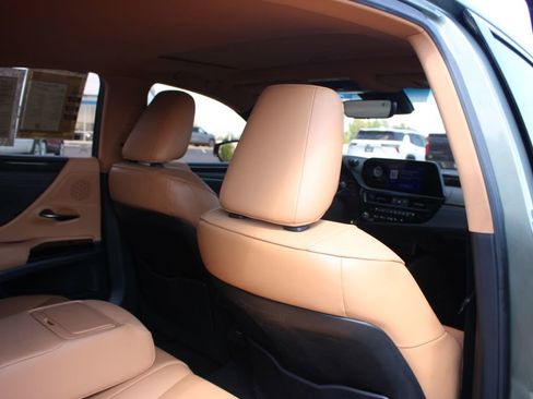 Used 2023 Lexus ES 350 w/ Accessory Package (Z1) FWD image 31