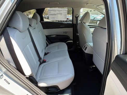 New 2026 Hyundai Tucson SEL FWD image 17