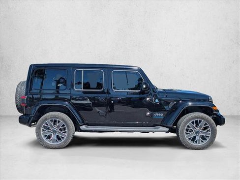 Used 2024 Jeep Wrangler High Altitude image 4