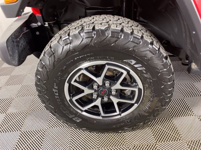 Used 2025 Jeep Wrangler Unlimited Rubicon AWD/4WD image 14