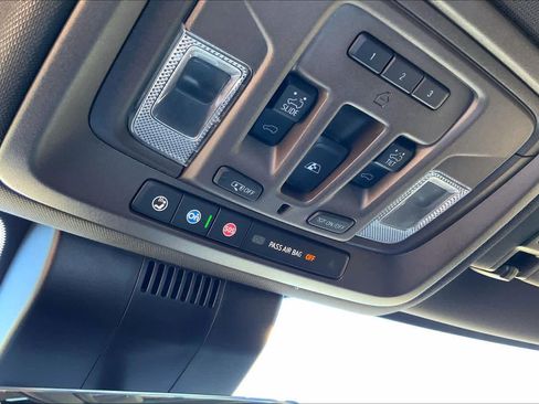 Used 2024 GMC Sierra 2500 Denali w/ Denali Reserve Package image 35