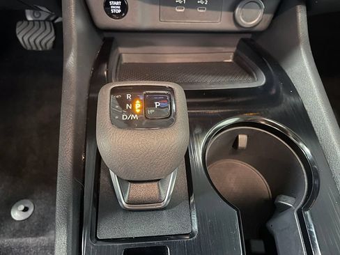 Used 2026 Nissan Rogue SV AWD/4WD image 38