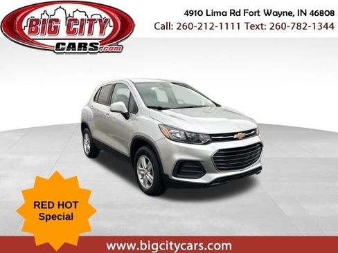 Used 2021 Chevrolet Trax LS w/ Tint and Cruise Package image 1