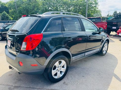 Used 2014 Chevrolet Captiva Sport LS FWD image 3