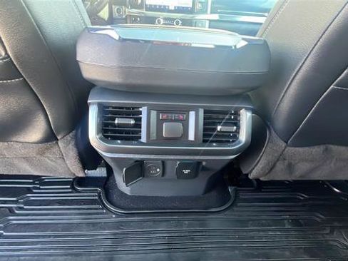 Used 2023 Ford F150 Lariat w/ Equipment Group 502A High AWD/4WD image 23