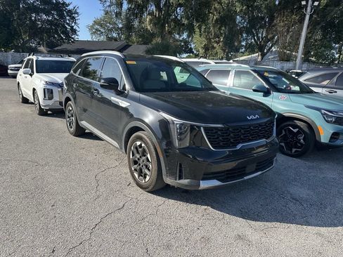 Used 2025 Kia Sorento S w/ Panoramic Sunroof Package FWD image 3