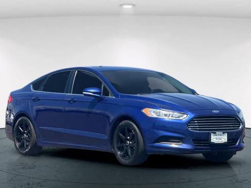Used 2014 Ford Fusion SE FWD image 5