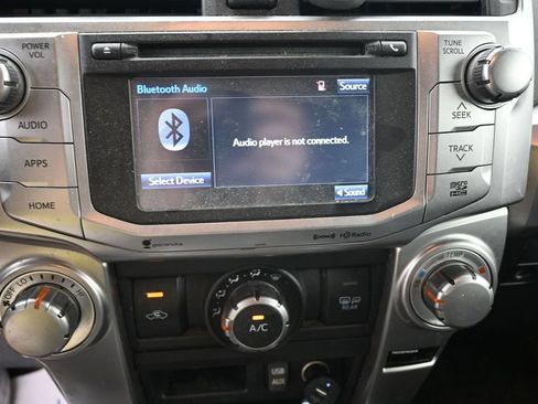 Used 2018 Toyota 4Runner SR5 Premium AWD/4WD image 17