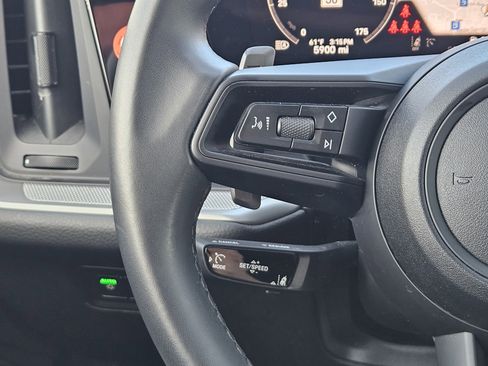 Certified 2025 Porsche Cayenne Coupe image 26