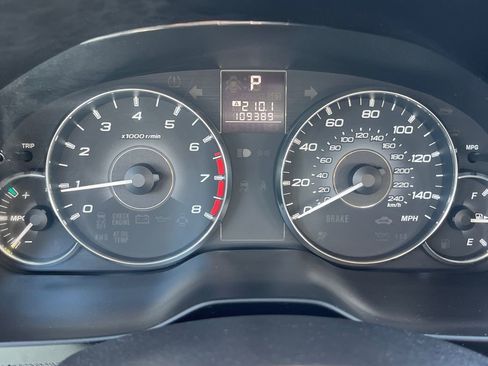 Used 2012 Subaru Legacy 2.5i Premium w/ All-Weather Pkg + Moonroof AWD/4WD image 14