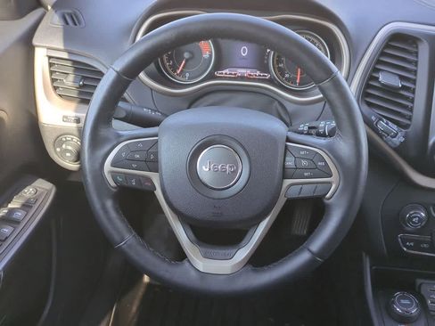 Used 2016 Jeep Cherokee Limited AWD/4WD image 23