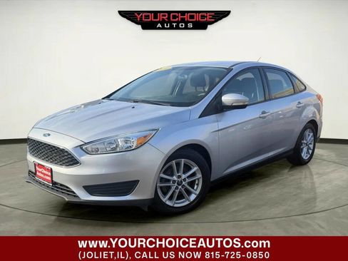 Used 2016 Ford Focus SE image 1