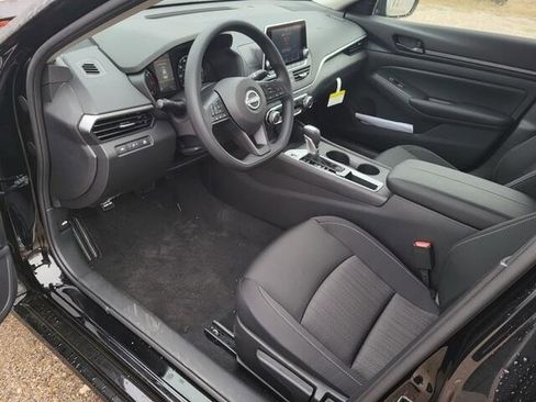 New 2025 Nissan Altima 2.5 S image 14