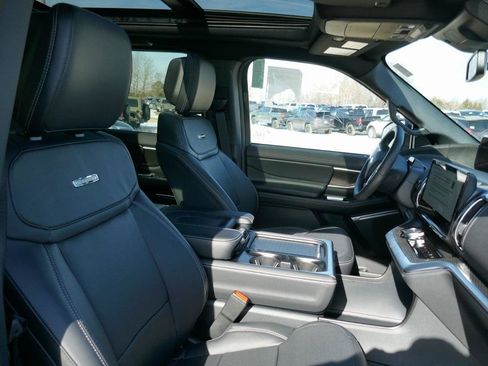 New 2026 Ford Expedition Platinum w/ Stealth Appearance Package image 9