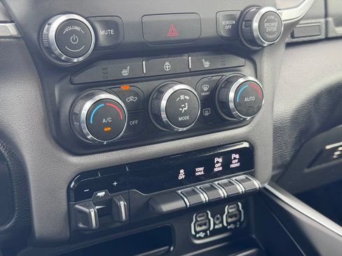 Used 2022 RAM 1500 Big Horn RWD image 13