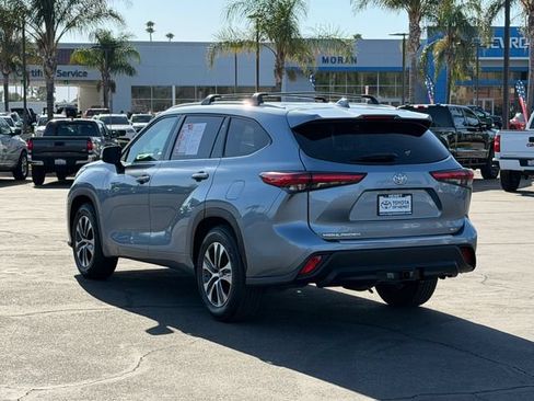 Used 2022 Toyota Highlander XLE FWD image 8