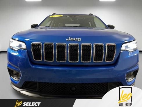 Used 2022 Jeep Cherokee Latitude Lux w/ Sun & Sound Group AWD/4WD image 7