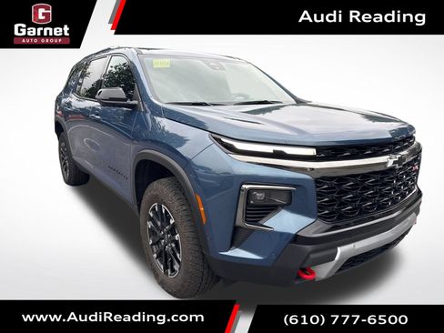 Used 2025 Chevrolet Traverse Z71 w/ Enhanced Driving Package AWD/4WD image 7
