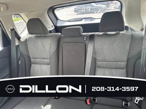 Used 2025 Nissan Rogue SV AWD/4WD image 11