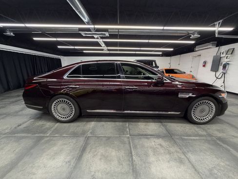 Used 2020 Genesis G90 3.3T Premium image 8