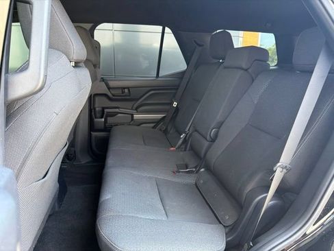 Used 2025 Toyota 4Runner SR5 AWD/4WD image 22