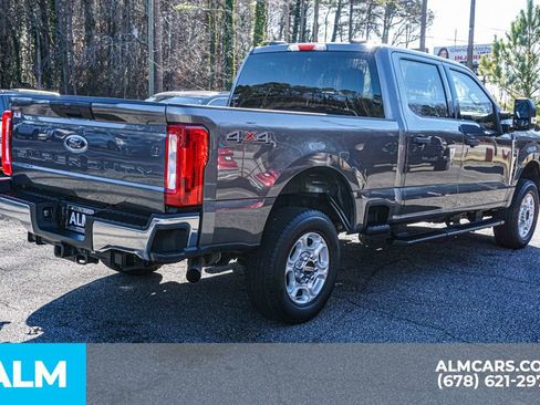 Used 2025 Ford F250 XLT image 5