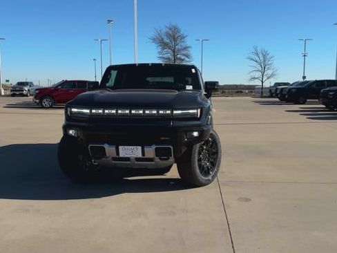 New 2026 GMC Hummer EV SUV AWD/4WD image 3