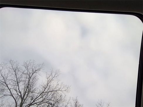 Used 2020 Ford Edge Titanium image 26