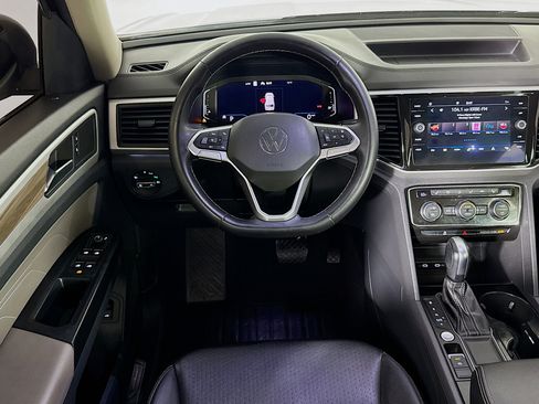 Used 2021 Volkswagen Atlas SEL image 15