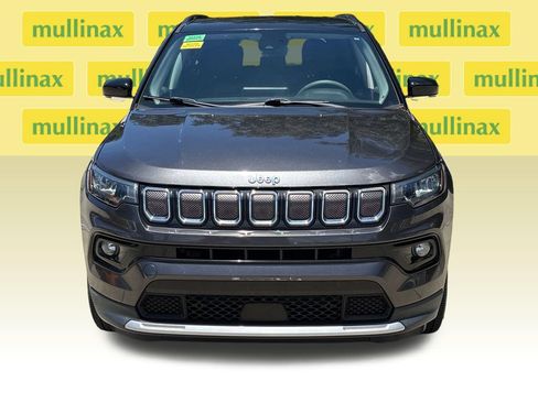 Used 2022 Jeep Compass Limited AWD/4WD image 14