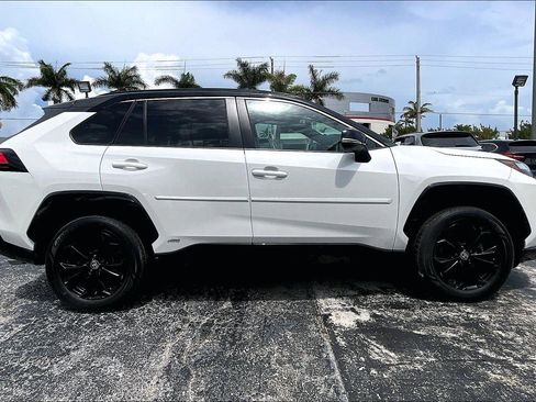 Used 2022 Toyota RAV4 XSE w/ XSE Grade Weather Package AWD/4WD image 32