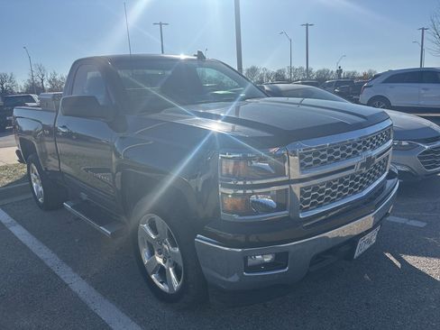 Used 2015 Chevrolet Silverado 1500 LT w/ LT Convenience Package image 3