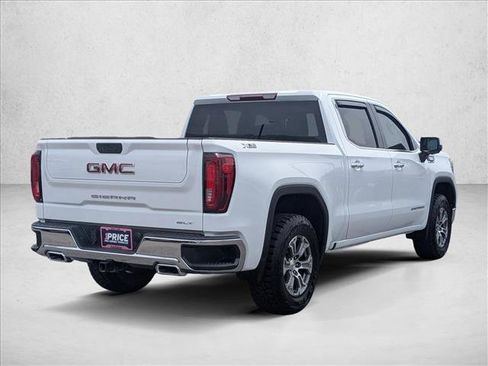 Used 2021 GMC Sierra 1500 SLT w/ X31 Off-Road Package AWD/4WD image 5
