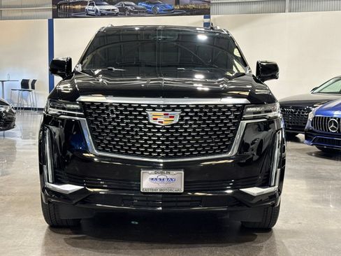 Used 2024 Cadillac Escalade ESV Premium Luxury AWD/4WD image 6