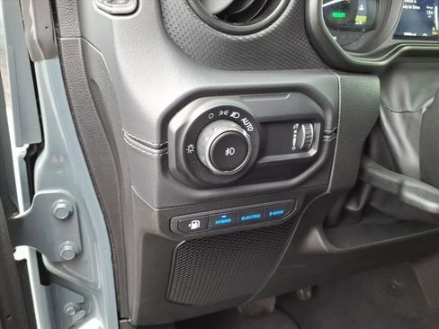 Certified 2025 Jeep Wrangler Unlimited Rubicon 4xe w/ Safety Group AWD/4WD image 13