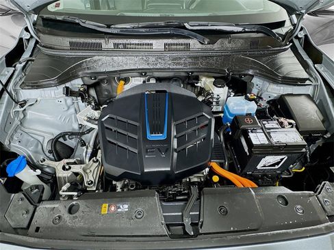 Used 2020 Hyundai Kona Limited w/ Cargo Package image 26