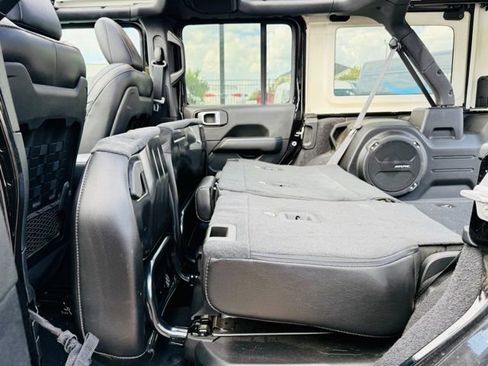 Used 2021 Jeep Wrangler Unlimited Rubicon 4xe w/ Steel Bumper Group image 38