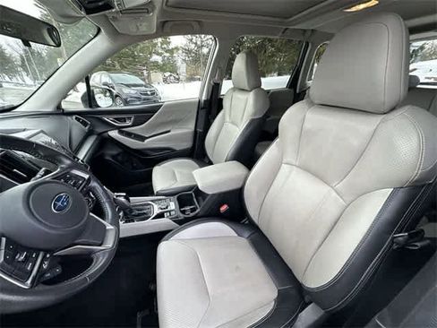 Used 2019 Subaru Forester Limited image 16