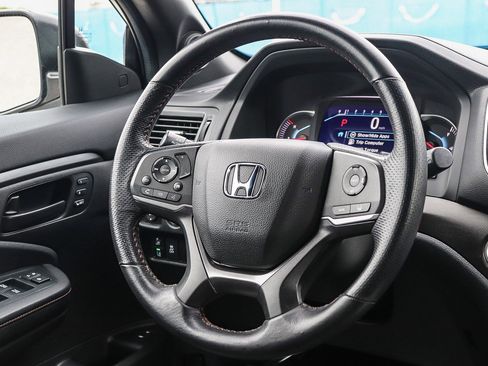 Certified 2022 Honda Pilot TrailSport image 16